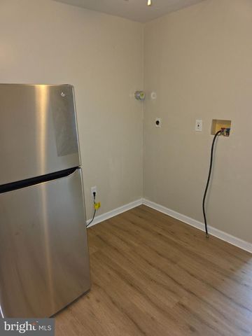 233 S CALHOUN ST, Baltimore, MD 21223