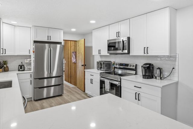 1915 SW 23rd Street, Redmond, OR 97756