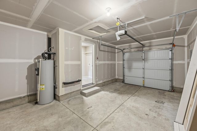 1915 SW 23rd Street, Redmond, OR 97756