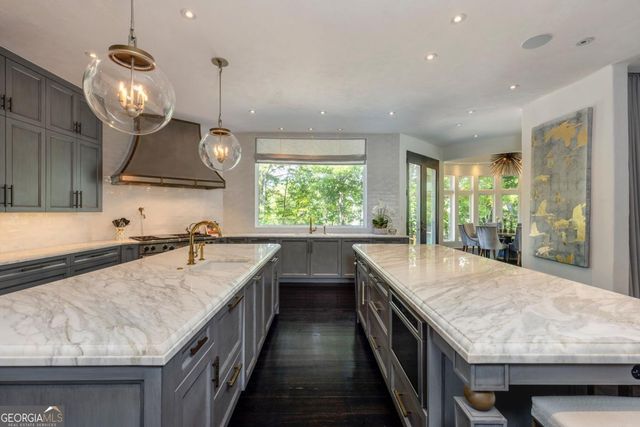 9030 Old Southwick Pass, Alpharetta, GA 30022