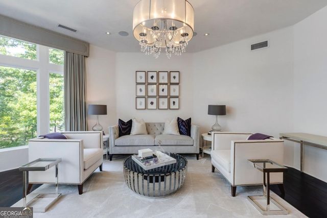 9030 Old Southwick Pass, Alpharetta, GA 30022