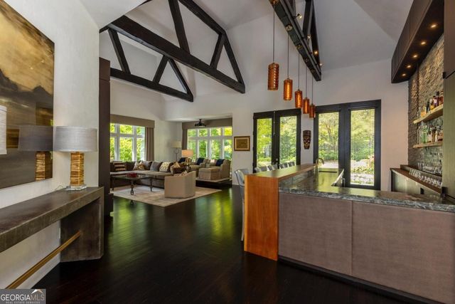 9030 Old Southwick Pass, Alpharetta, GA 30022