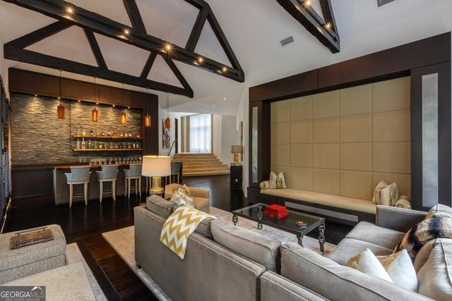 9030 Old Southwick Pass, Alpharetta, GA 30022
