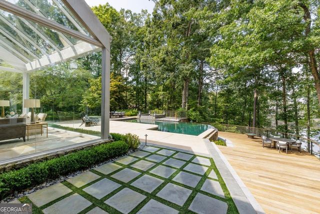 9030 Old Southwick Pass, Alpharetta, GA 30022