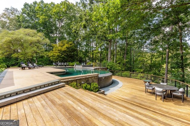 9030 Old Southwick Pass, Alpharetta, GA 30022