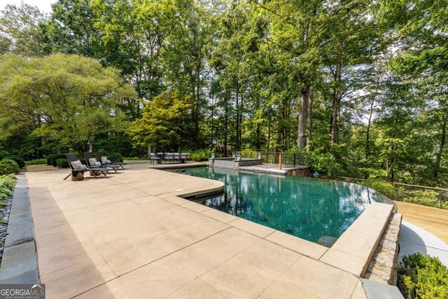 9030 Old Southwick Pass, Alpharetta, GA 30022