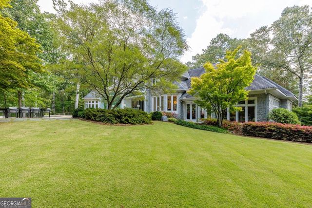 9030 Old Southwick Pass, Alpharetta, GA 30022