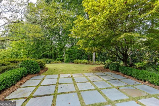 9030 Old Southwick Pass, Alpharetta, GA 30022