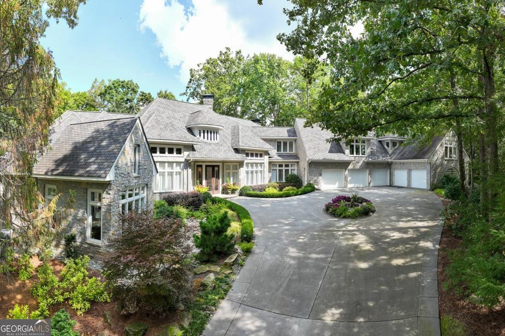 9030 Old Southwick Pass, Alpharetta, GA 30022