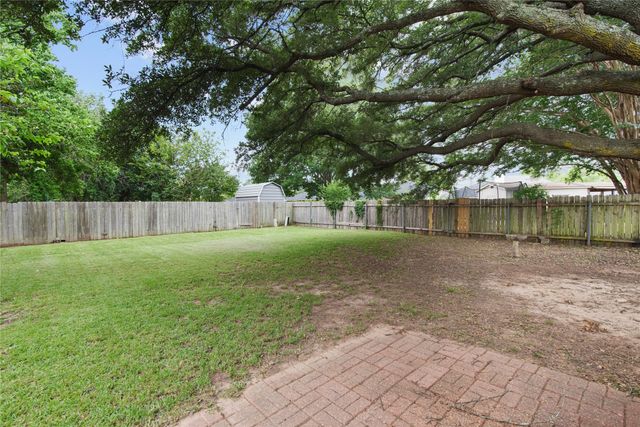 2526 Downs Circle, Bossier City, LA 71111