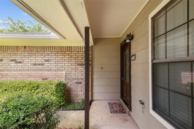 2526 Downs Circle, Bossier City, LA 71111