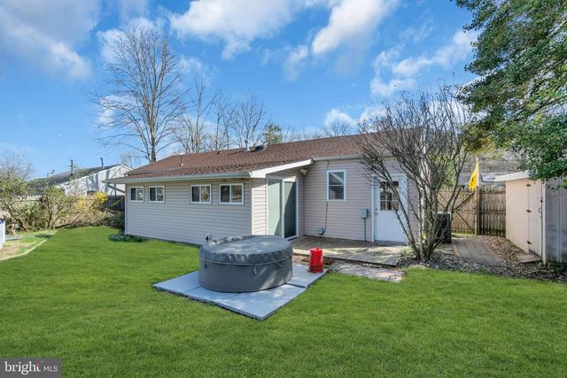 17 ANCHORAGE BLVD, Bayville, NJ 08721