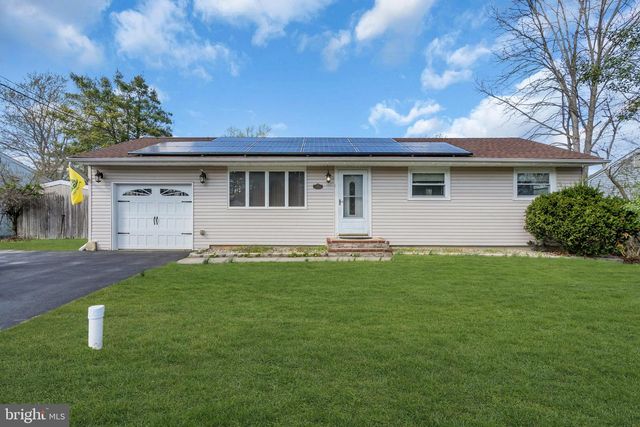17 ANCHORAGE BLVD, Bayville, NJ 08721