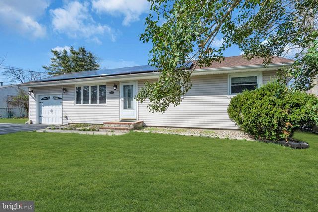 17 ANCHORAGE BLVD, Bayville, NJ 08721
