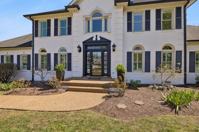 1412 Arrowhead Dr, Brentwood, TN 37027