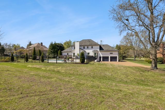 1412 Arrowhead Dr, Brentwood, TN 37027