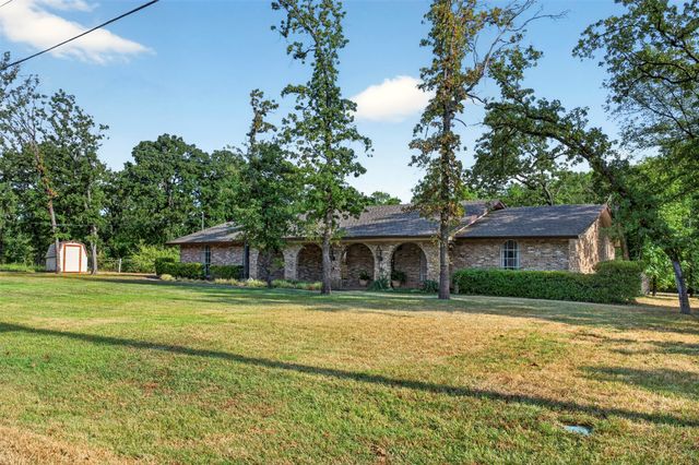 207 Ranch Road, Krugerville, TX 76227