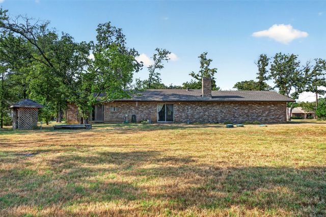 207 Ranch Road, Krugerville, TX 76227