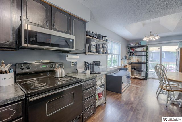 8412 S 142nd Street, Omaha, NE 68138