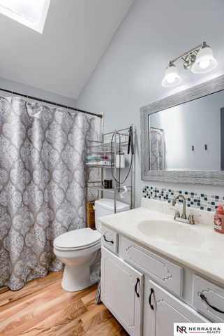 8412 S 142nd Street, Omaha, NE 68138