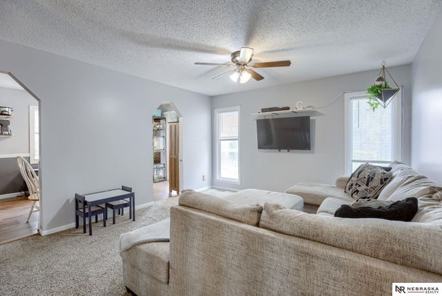 8412 S 142nd Street, Omaha, NE 68138