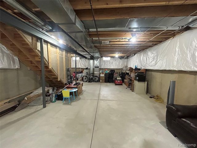 23507 King Drive, Clinton Township, MI 48035