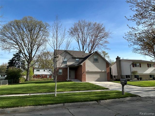 23507 King Drive, Clinton Township, MI 48035