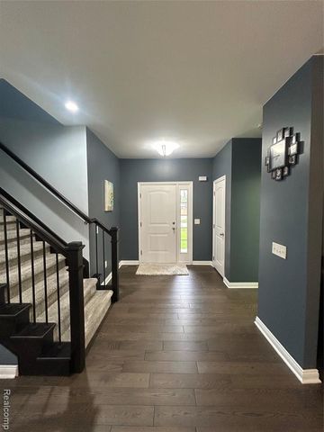 23507 King Drive, Clinton Township, MI 48035