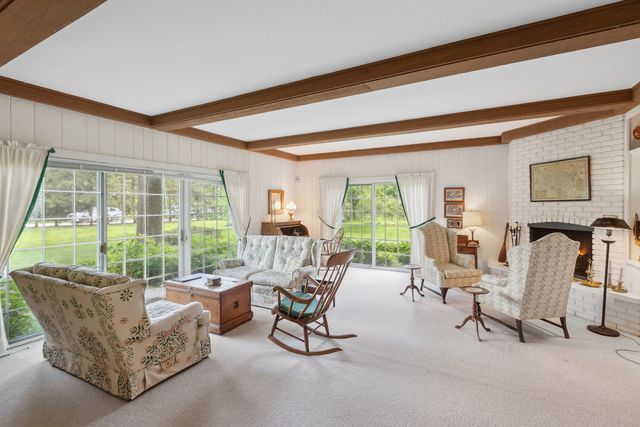 1541 Woodlark Drive, Northbrook, IL 60062