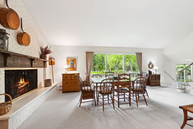 1541 Woodlark Drive, Northbrook, IL 60062