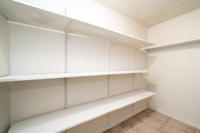 1015 Melinda Dr, Tatum, TX 75691