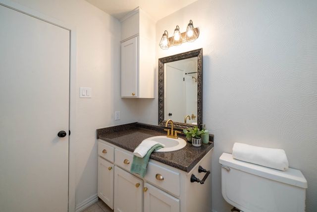 1015 Melinda Dr, Tatum, TX 75691