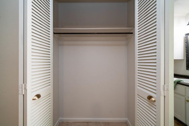 1015 Melinda Dr, Tatum, TX 75691