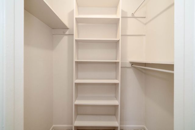 1015 Melinda Dr, Tatum, TX 75691