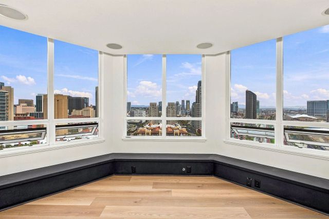 700 W Harbor 2101, San Diego, CA 92101