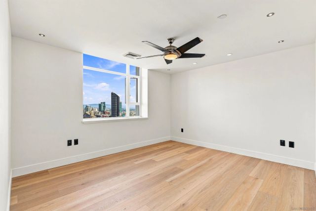 700 W Harbor 2101, San Diego, CA 92101