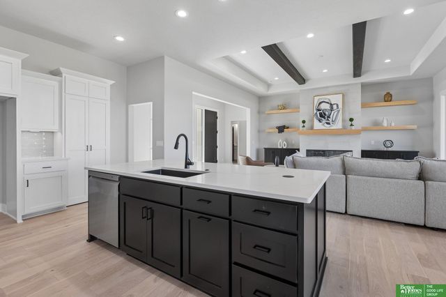 5610 N 198th Street, Elkhorn, NE 68022