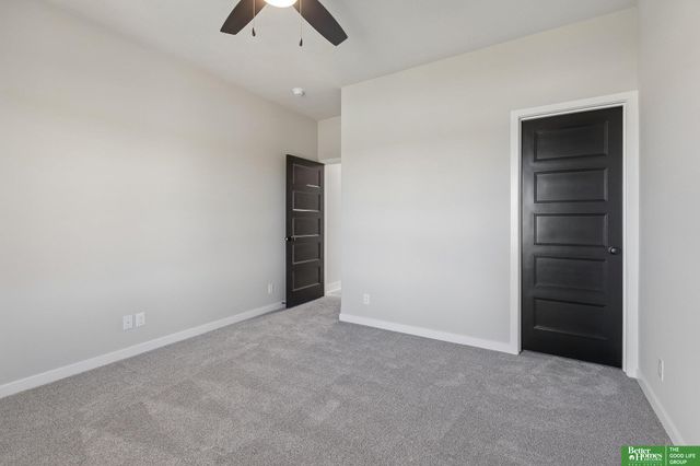 5610 N 198th Street, Elkhorn, NE 68022
