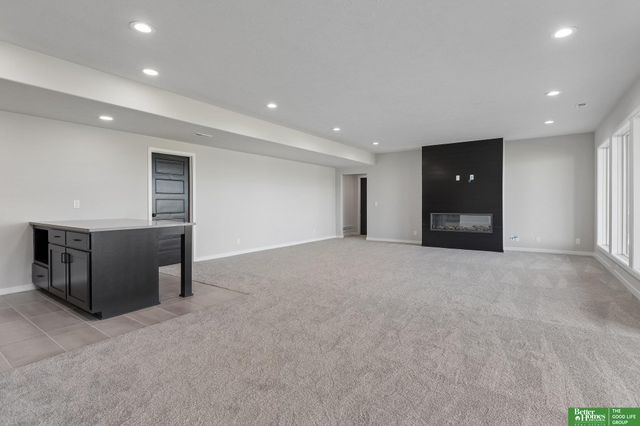 5610 N 198th Street, Elkhorn, NE 68022
