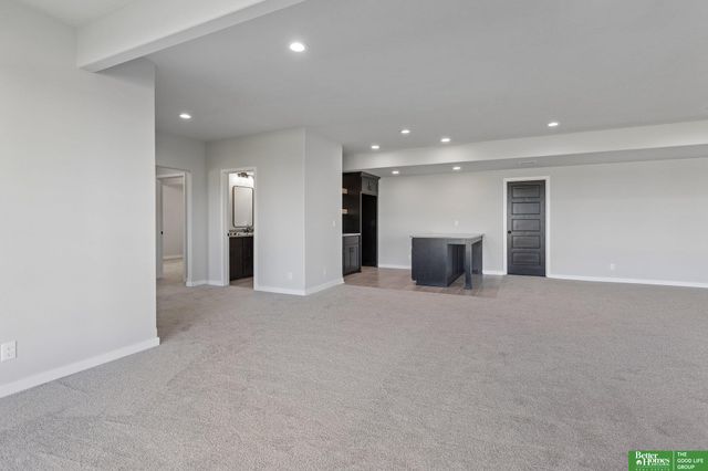 5610 N 198th Street, Elkhorn, NE 68022