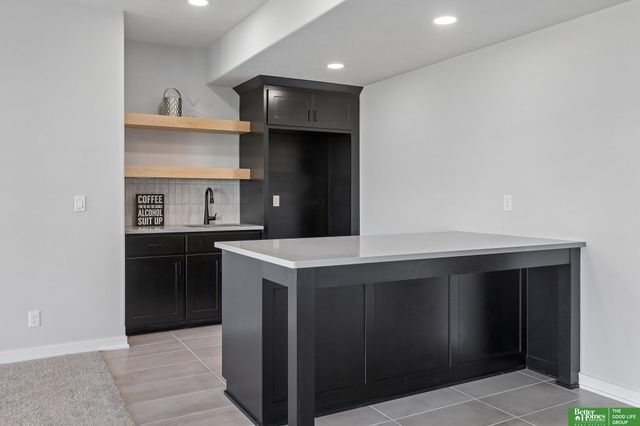 5610 N 198th Street, Elkhorn, NE 68022