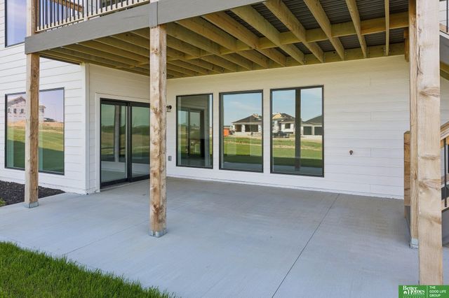 5610 N 198th Street, Elkhorn, NE 68022