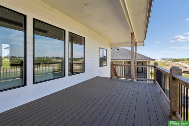5610 N 198th Street, Elkhorn, NE 68022