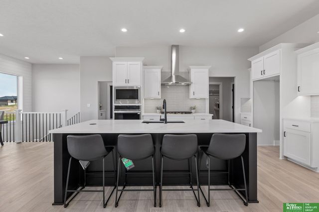 5610 N 198th Street, Elkhorn, NE 68022