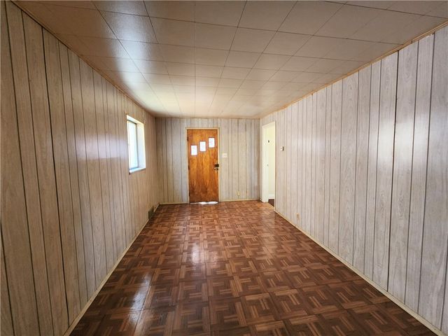 218 Vine St, Munhall, PA 15120