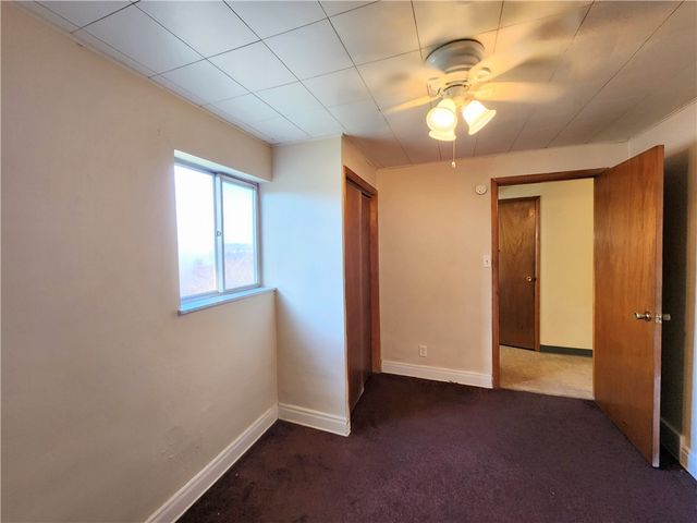 218 Vine St, Munhall, PA 15120