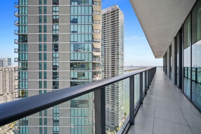 480 NE 31 2707, Miami, FL 33137