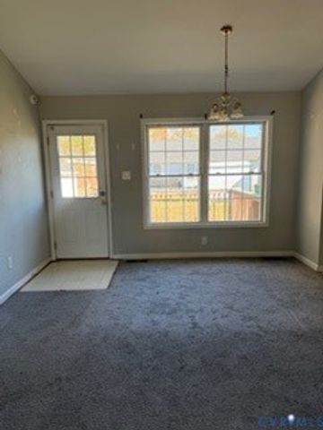 301 Memorial Ave, Hopewell, VA 23860