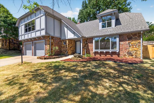 6240 S Richmond Avenue, Tulsa, OK 74136