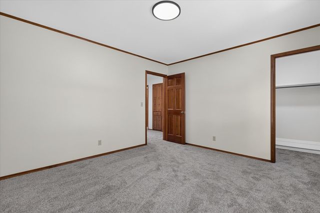 6240 S Richmond Avenue, Tulsa, OK 74136